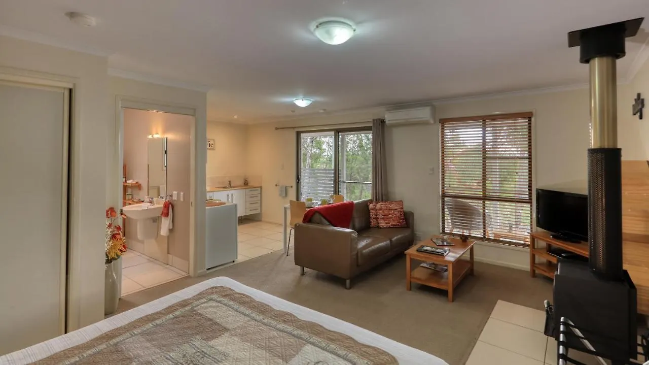 Bed and Breakfast 31 The Rocks Stanthorpe
