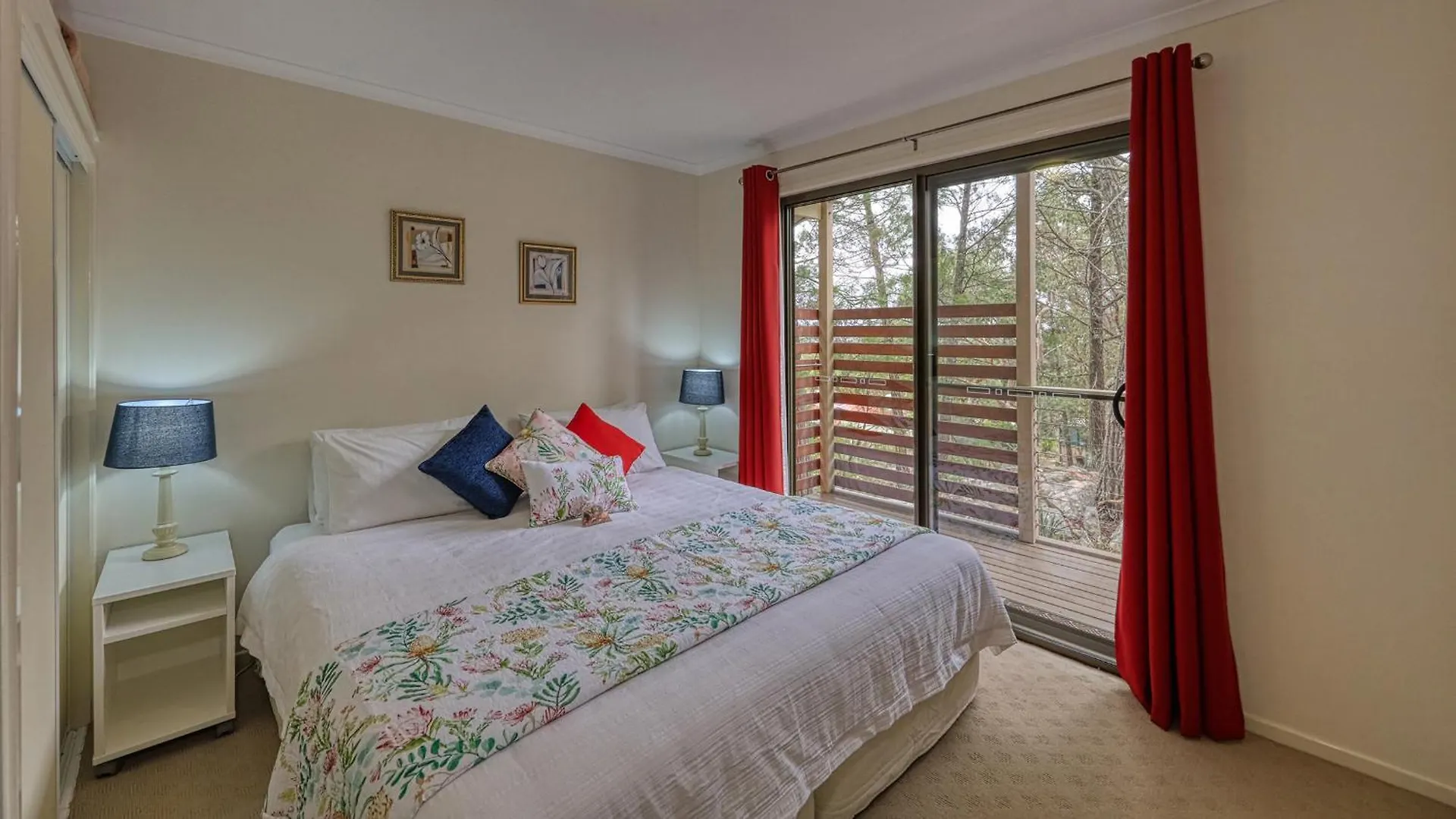 Bed and Breakfast 31 The Rocks Stanthorpe