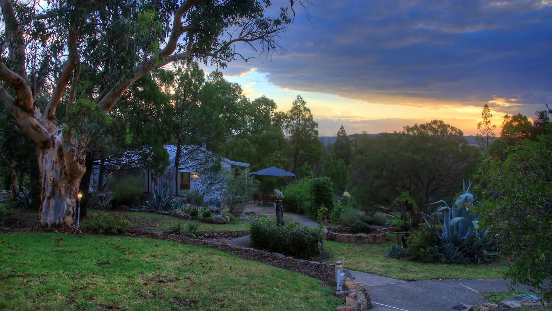 Bed and Breakfast 31 The Rocks Stanthorpe