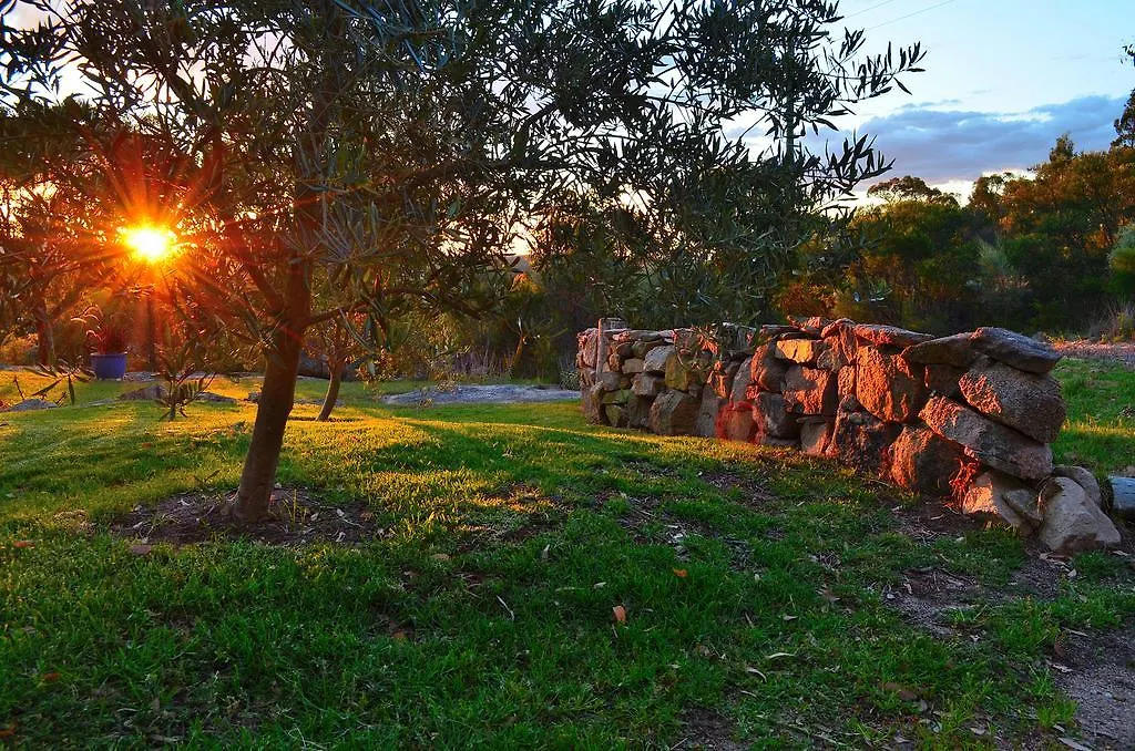 Bed and Breakfast 31 The Rocks Stanthorpe
