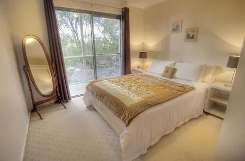 Bed and Breakfast 31 The Rocks Stanthorpe Australia
