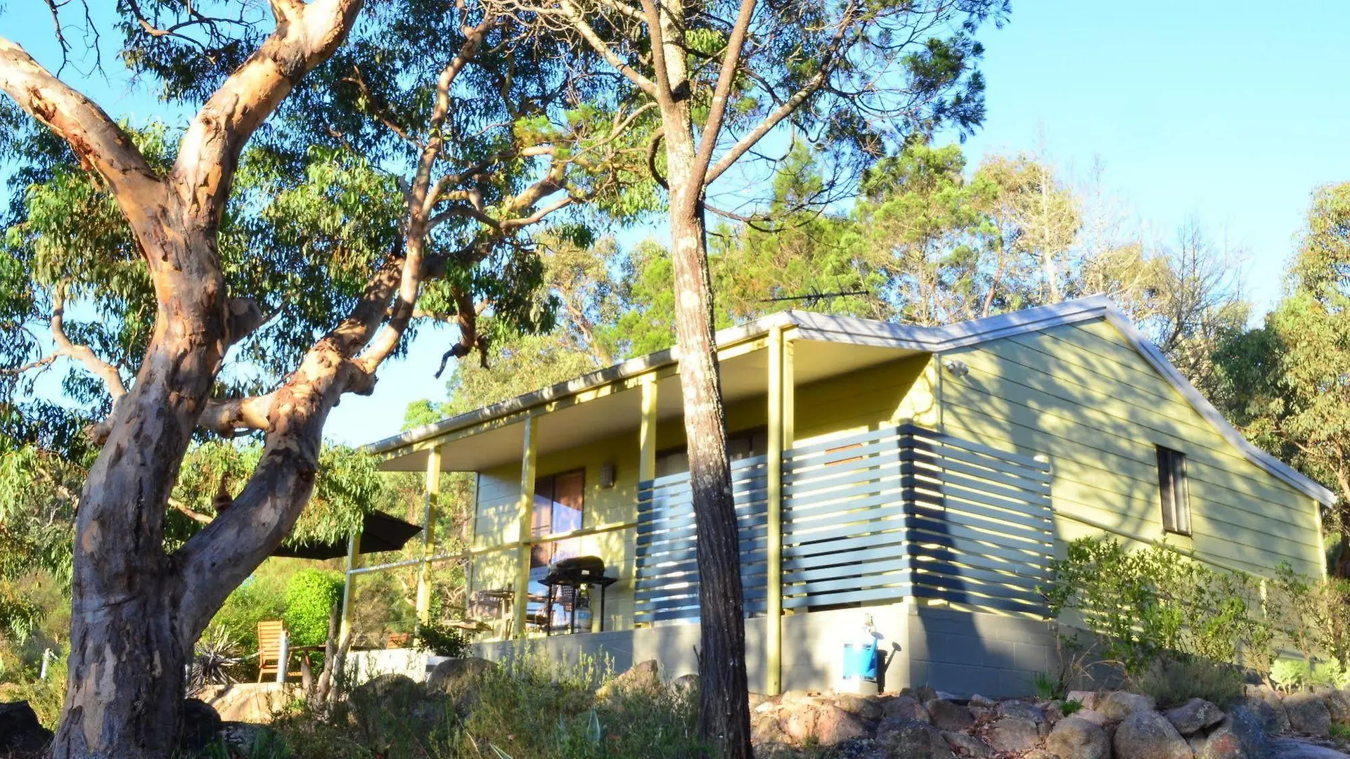 Bed and Breakfast 31 The Rocks Stanthorpe